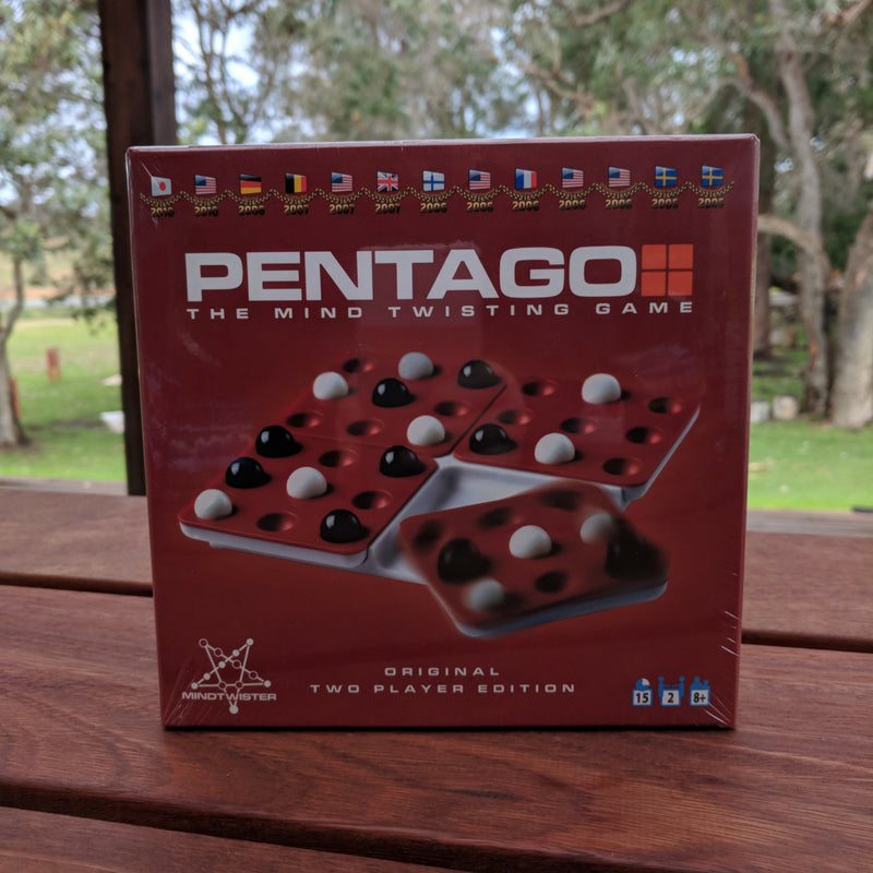 Pentago compact